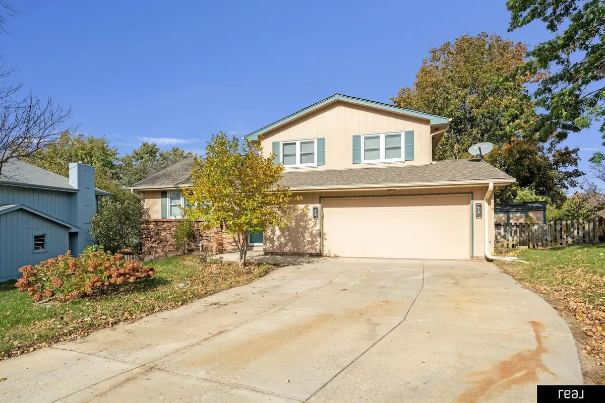 1002 Cumberland Court, Papillion, NE 68046 - Image #1