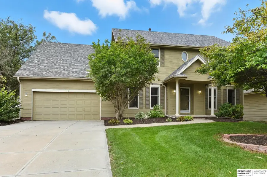 16603 Edna Street, Omaha, NE 68136 - Image #2