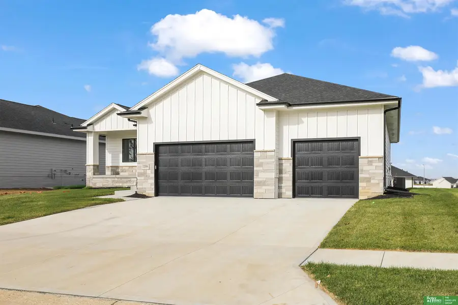 12384 Windsor Drive, Papillion, NE 68046 - Image #3
