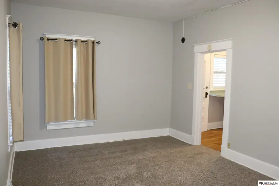 1535 N 32nd Street, Lincoln, NE 68503 - Image #3