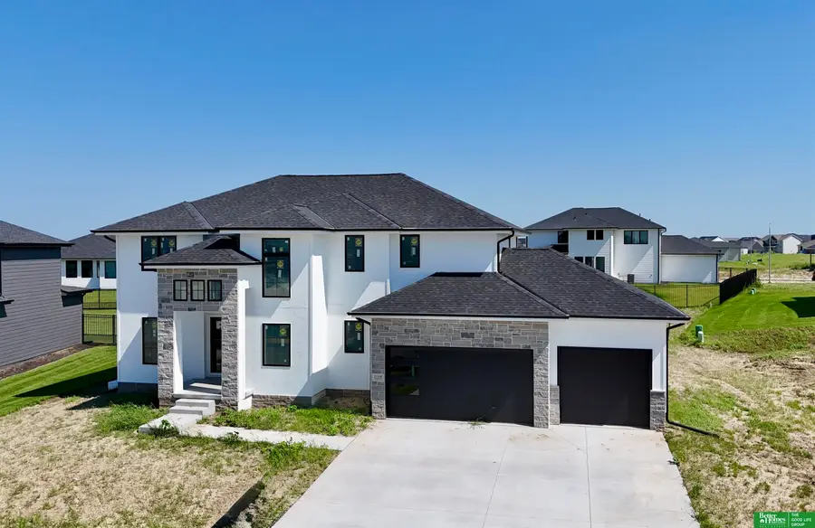 21108 Arlington Street, Elkhorn, NE 68022 - Image #2