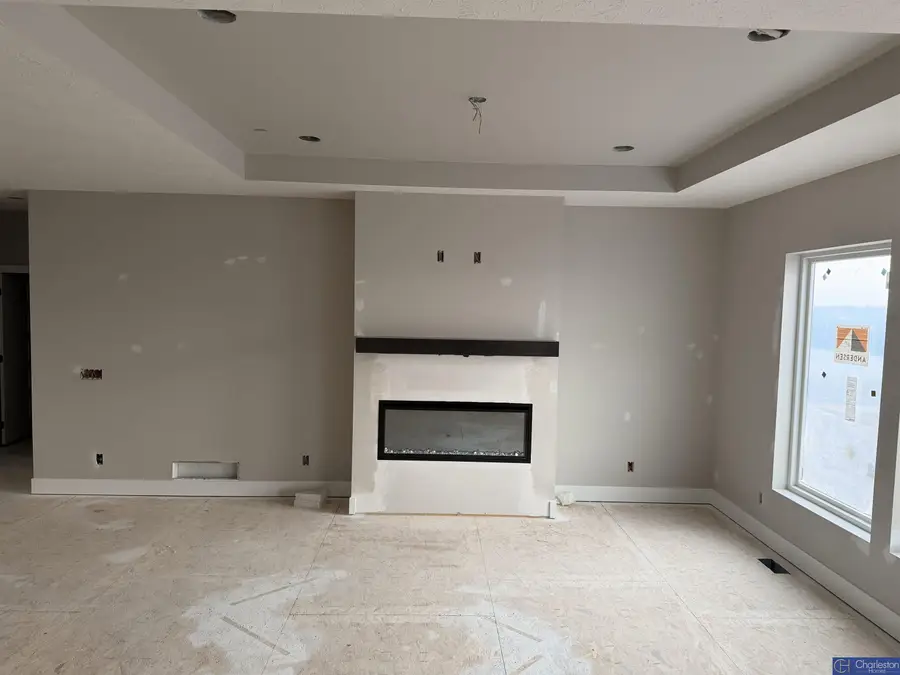 5419 Edgewater Drive, Bellevue, NE 68133 - #2