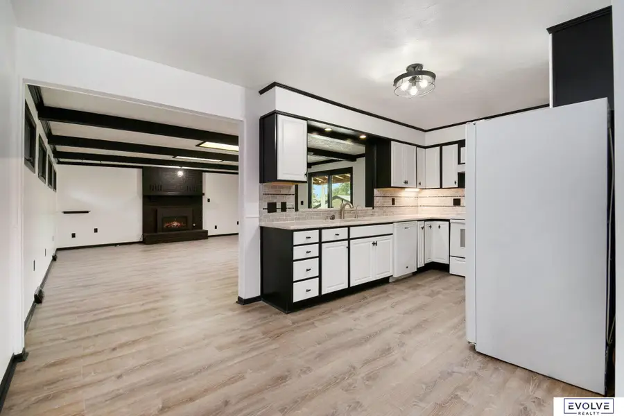 6021 Nebraska Avenue, Omaha, NE 68104 - Image #2