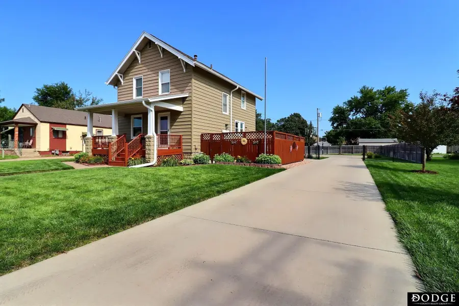1240 E Dodge Street, Fremont, NE 68025 - Image #2