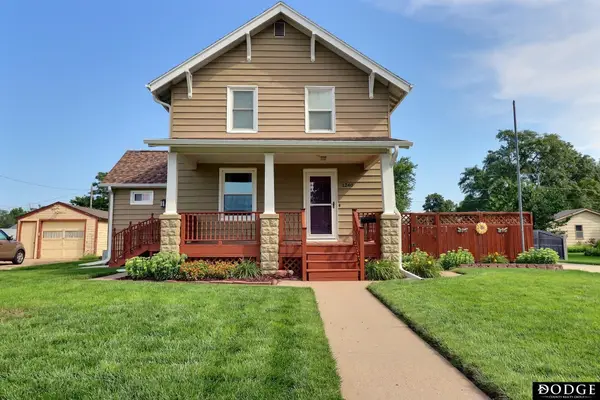 1240 E Dodge Street, Fremont, NE 68025