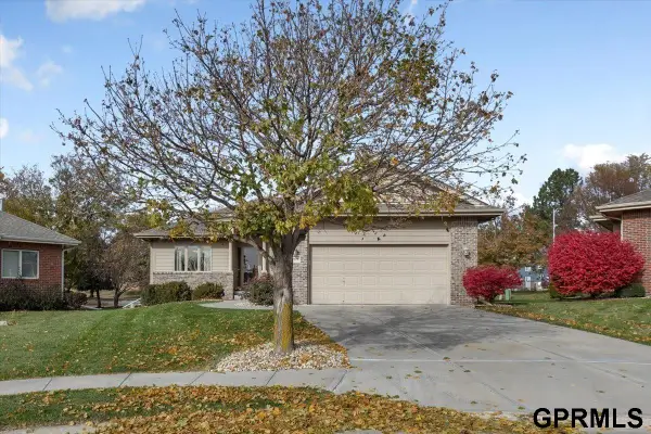 14614 Berry Circle, Omaha, NE 68137