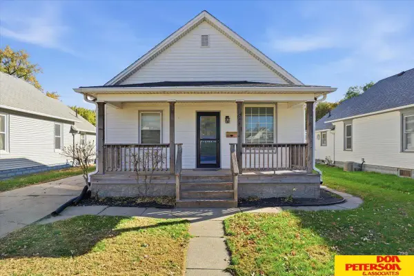 264 N Logan Street, Fremont, NE 68025