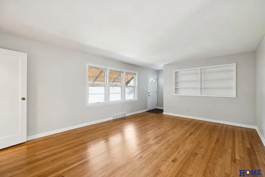 1040 N 66th Street, Lincoln, NE 68505 - Image #3