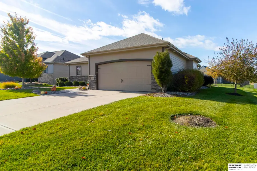 10908 S 175th Avenue, Omaha, NE 68136 - Image #2
