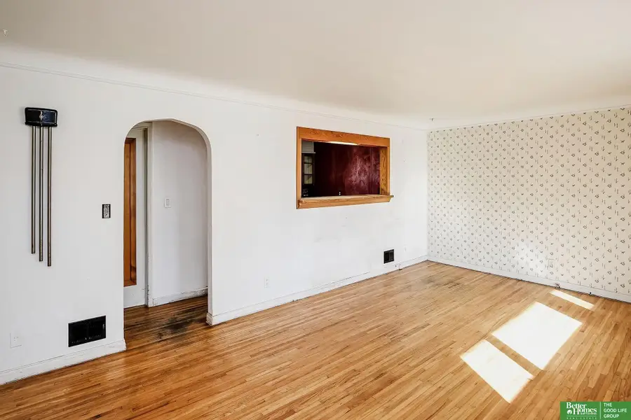 6120 Manderson Street, Omaha, NE 68104 - Image #3