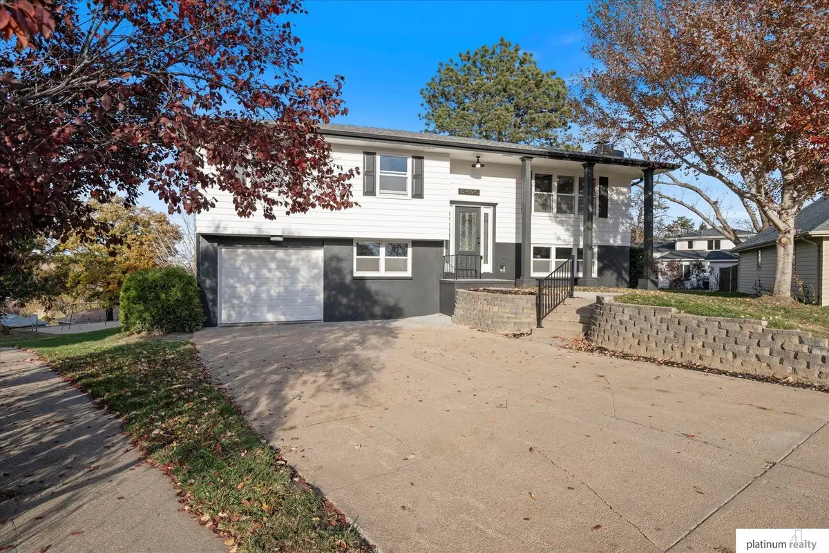 6405 S 75 Avenue Circle, Ralston, NE 68127-0000 - Image #1