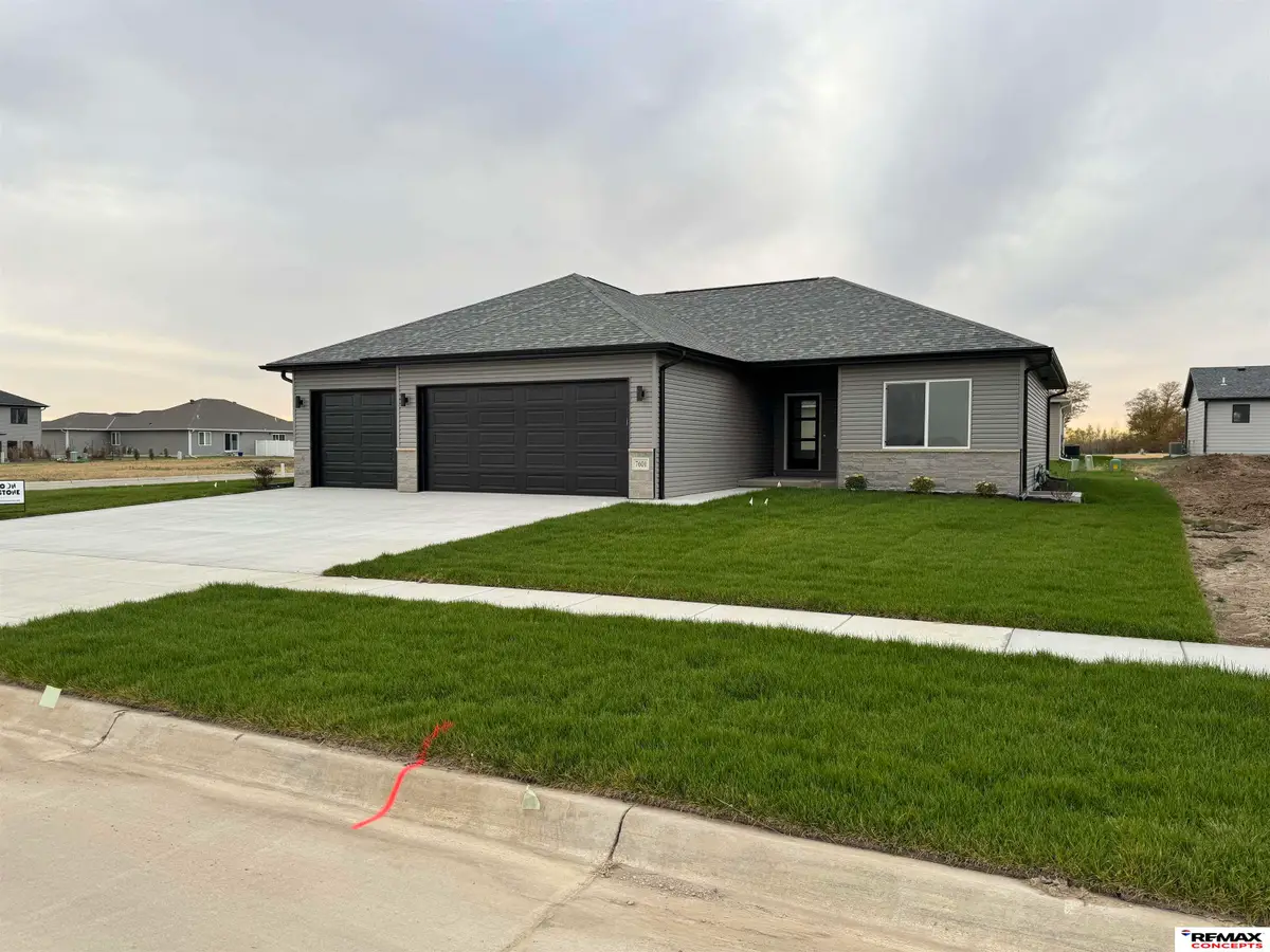 7601 Gulls Way, Lincoln, NE 68514 - Image #1
