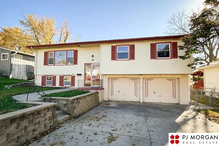 9617 Larimore Avenue, Omaha, NE 68134 - Image #2