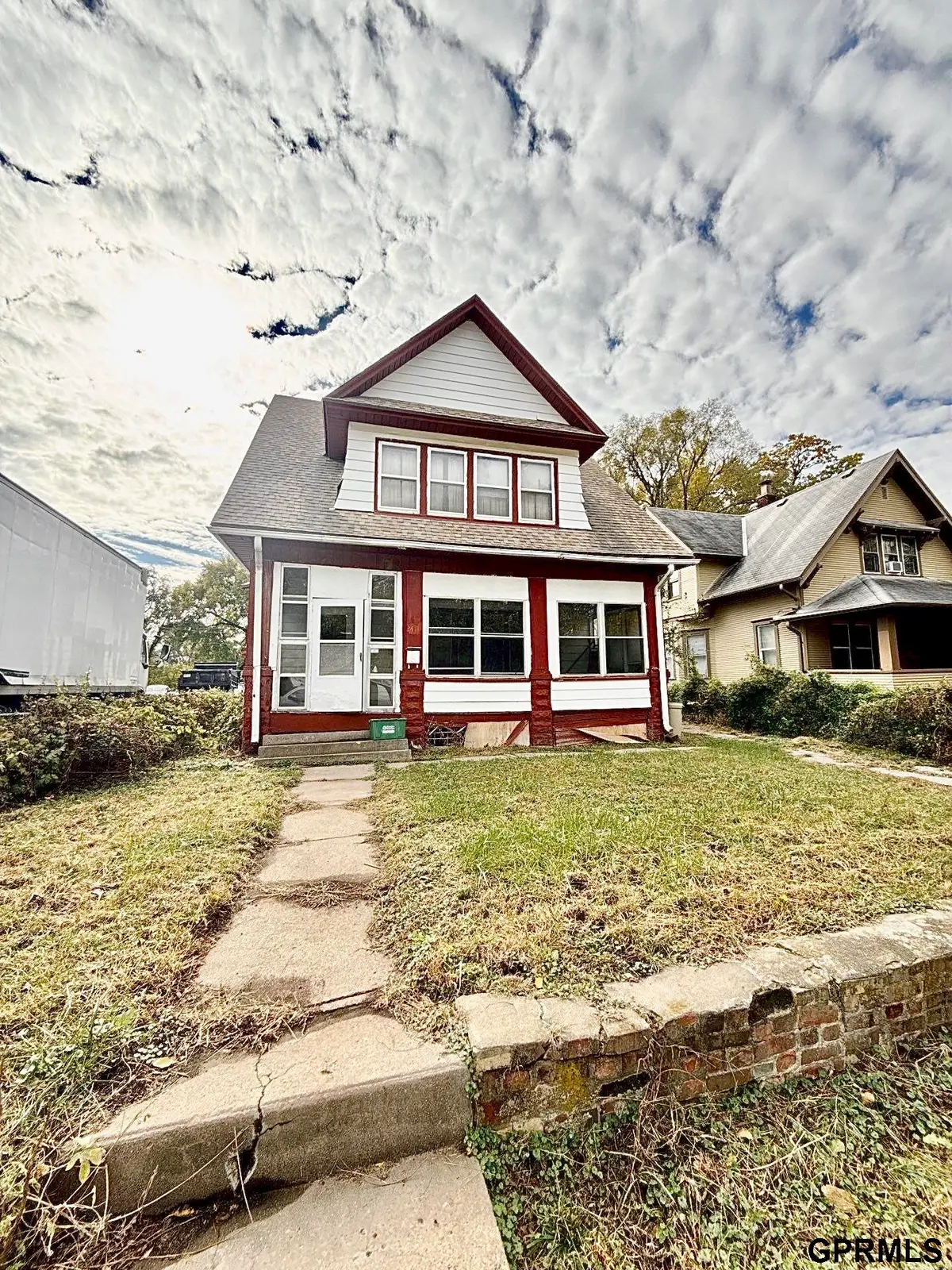 2411 Saratoga Circle, Omaha, NE 68111 - Image #1