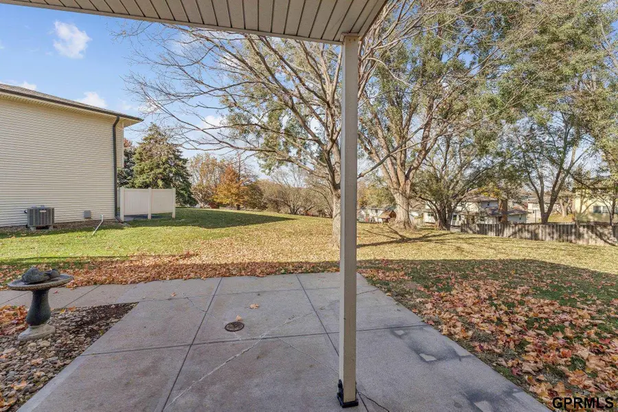 823 N 123 Court, Omaha, NE 68154 - Image #3