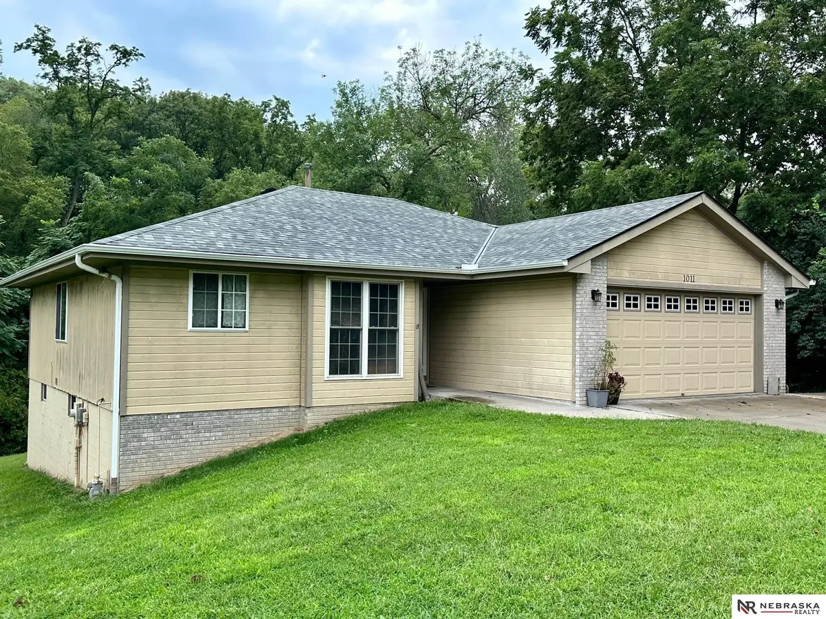 1011 Bradford Drive, Plattsmouth, NE 68048 - Image #1
