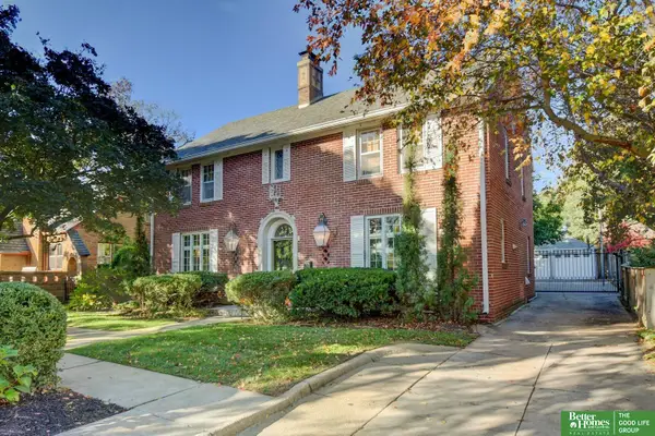 1720 N 52 Street, Omaha, NE 68104