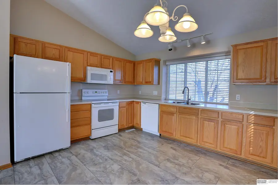 4818 S 190th Circle, Omaha, NE 68135 - Image #3