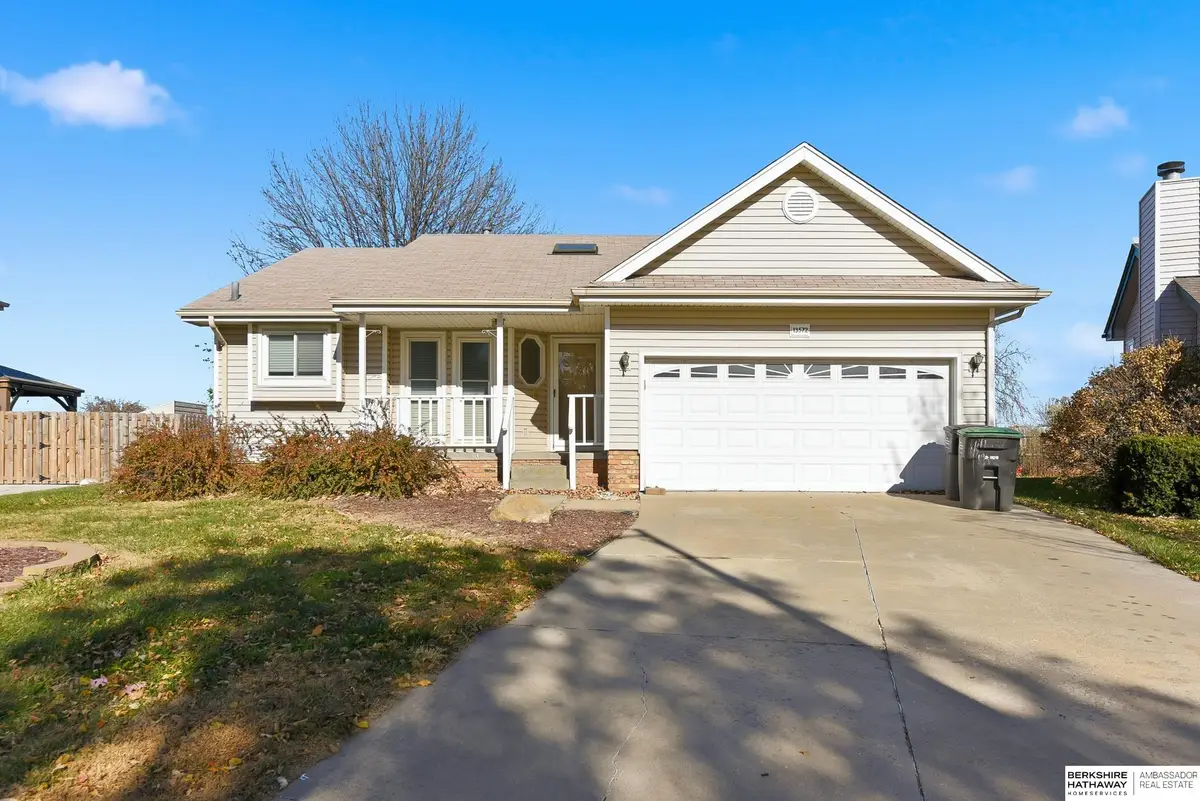 13572 V Circle, Omaha, NE 68137 - Image #1