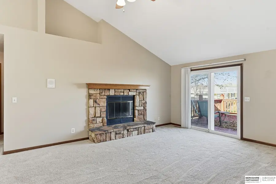 13572 V Circle, Omaha, NE 68137 - Image #2