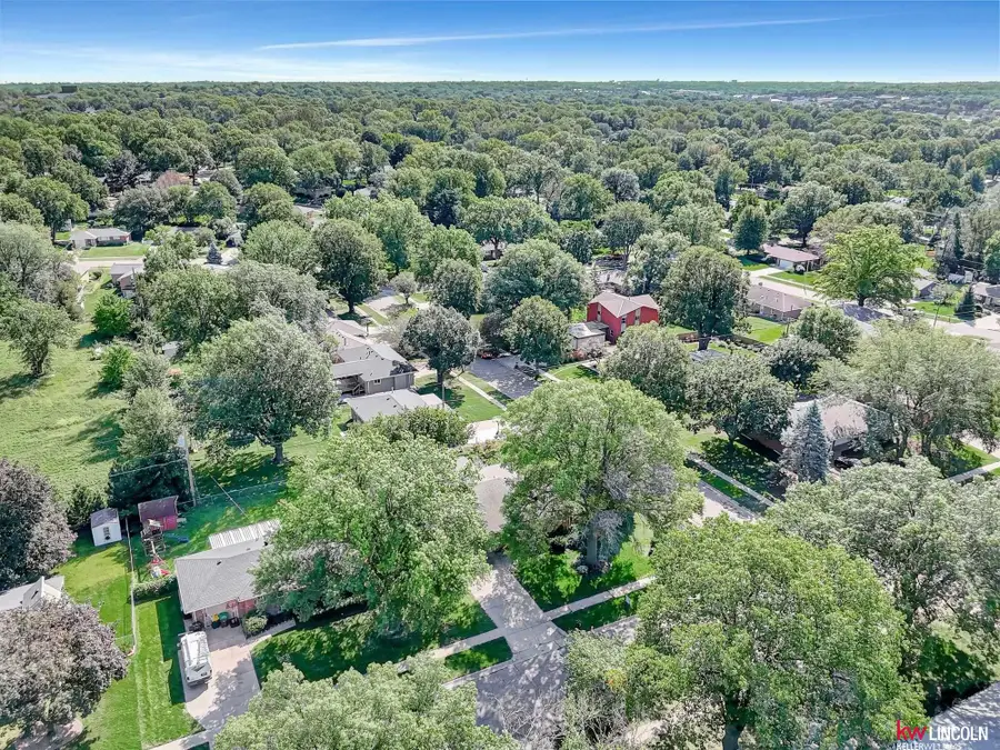 4120 S 36th Street, Lincoln, NE 68506 - Image #2