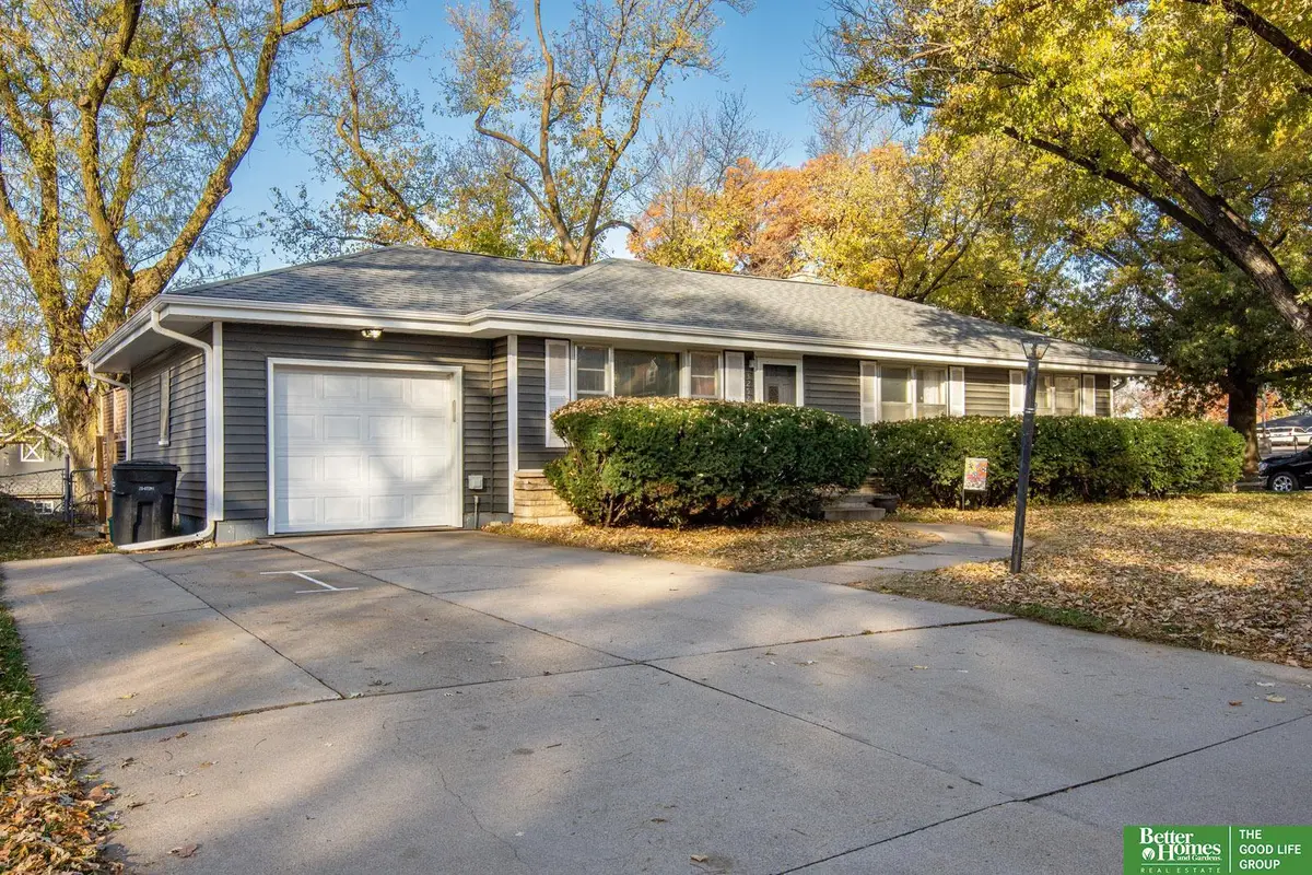 3252 S 74th Street, Omaha, NE 68124 - Image #1