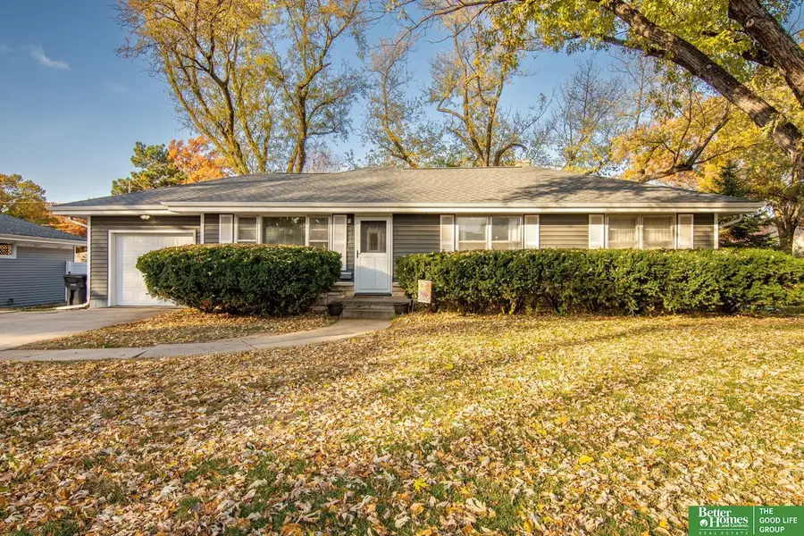 3252 S 74th Street, Omaha, NE 68124 - Image #2