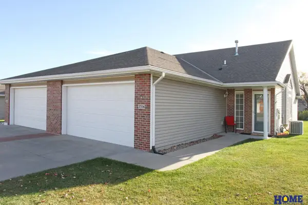 2356 Cedar Cove Road, Lincoln, NE 68507