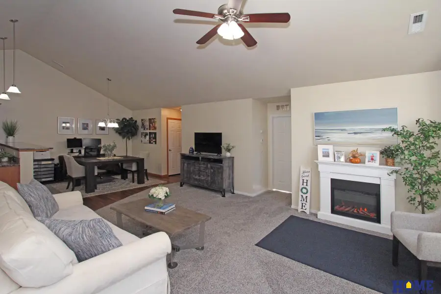 2356 Cedar Cove Road, Lincoln, NE 68507 - Image #3