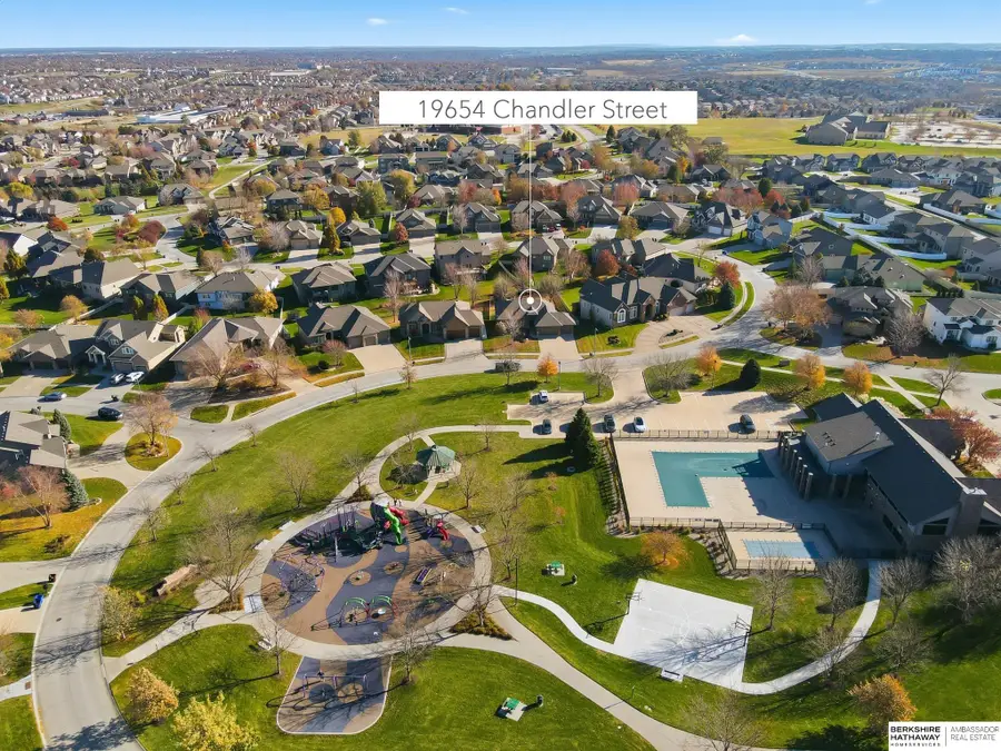 19654 Chandler Street, Omaha, NE 68136 - Image #3