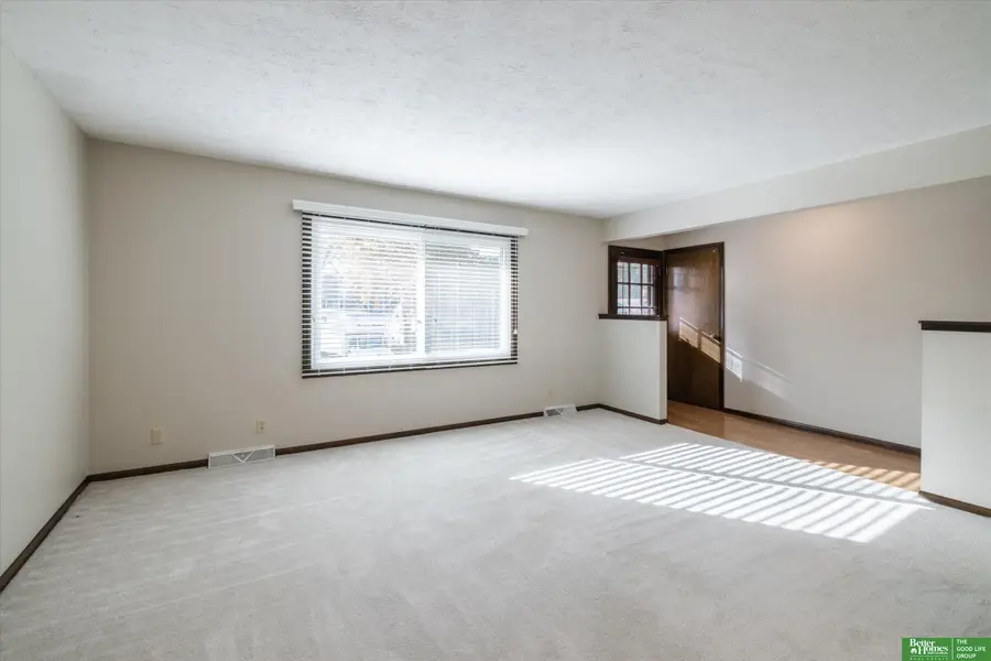 16124 Spring Street, Omaha, NE 68130 - Image #3