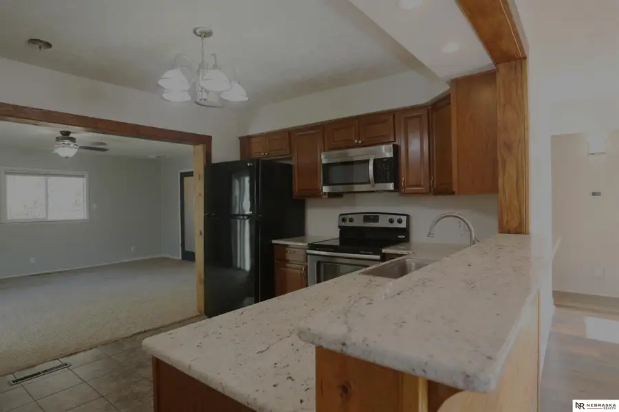 3902 Overlook Circle, Bellevue, NE 68147 - Image #2