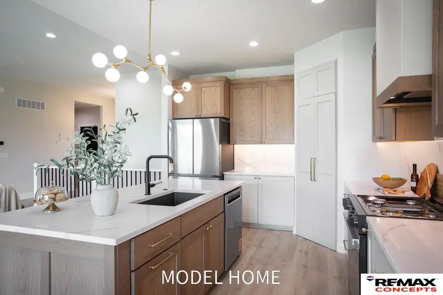 8911 Ranch Gate Road, Lincoln, NE 68520 - Image #3