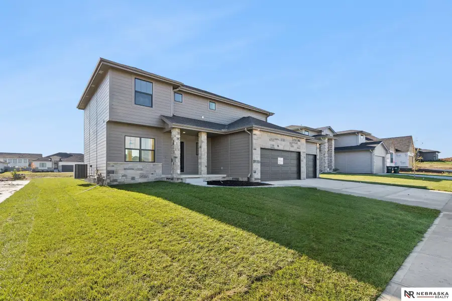 8606 Legacy Street, Papillion, NE 68046 - Image #2