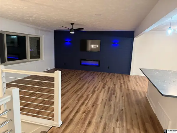 504 Shannon Road, Papillion, NE 68046