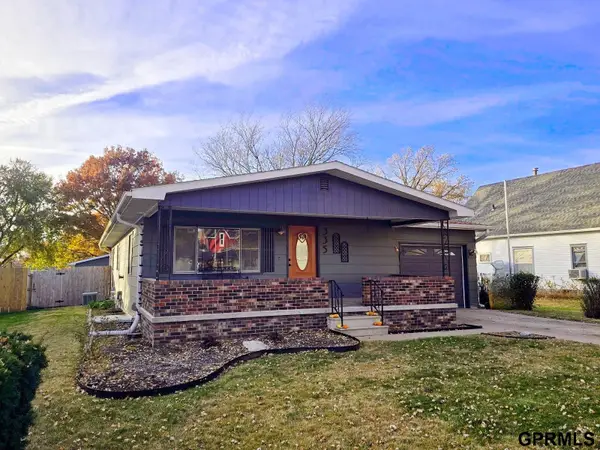 335 N 7th Street, Hebron, NE 68370