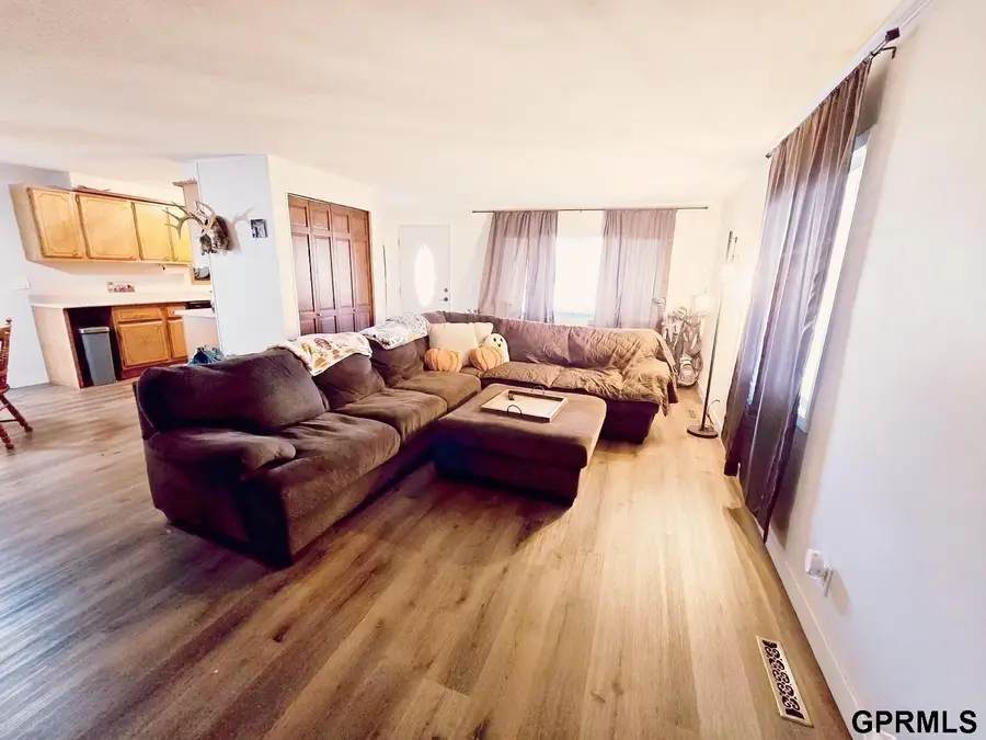 335 N 7th Street, Hebron, NE 68370 - Image #2