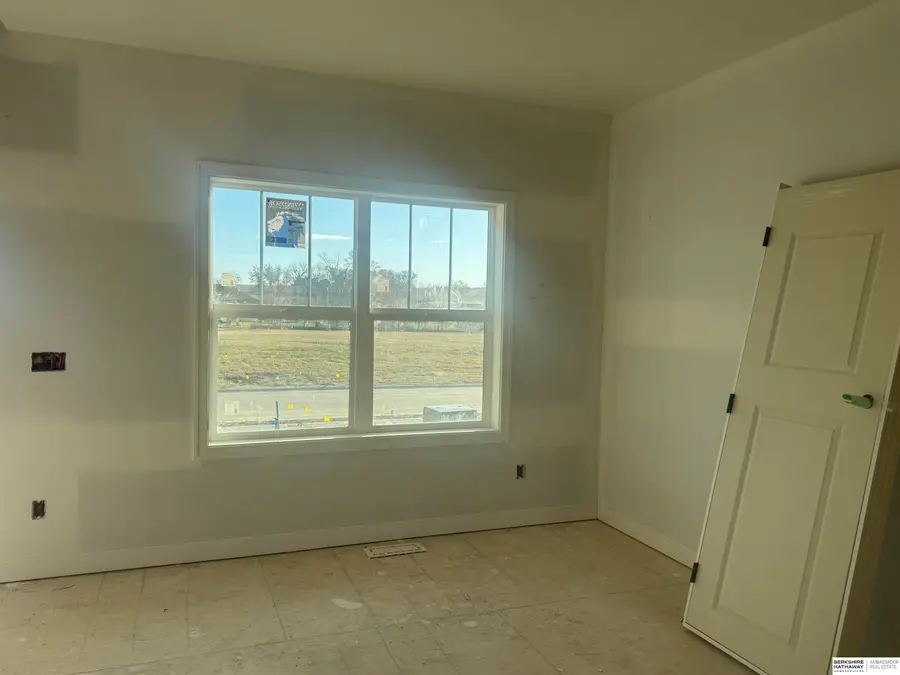 18322 Schirra Street, Gretna, NE 68028 - Image #2