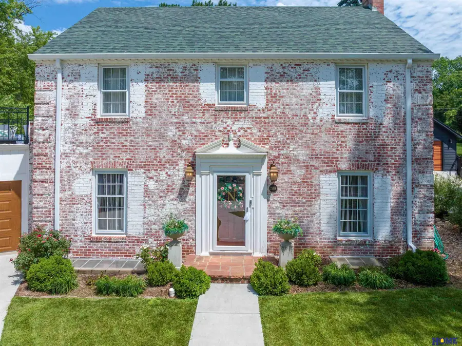 2904 Georgian Court, Lincoln, NE 68502 - Image #2