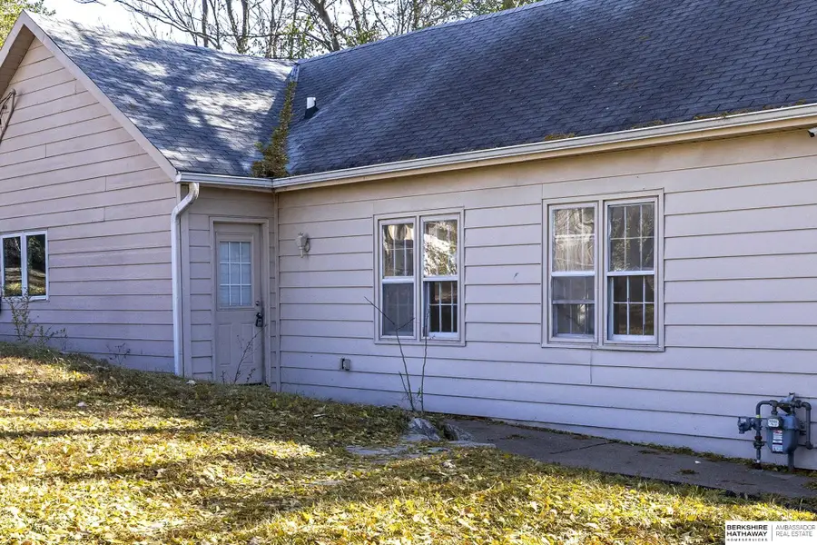 6103 S 18th Street, Omaha, NE 68107 - Image #2