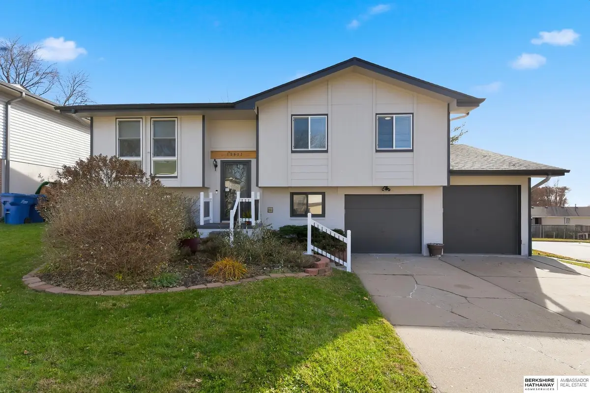 13437 Redwood Street, Omaha, NE 68138 - Image #1