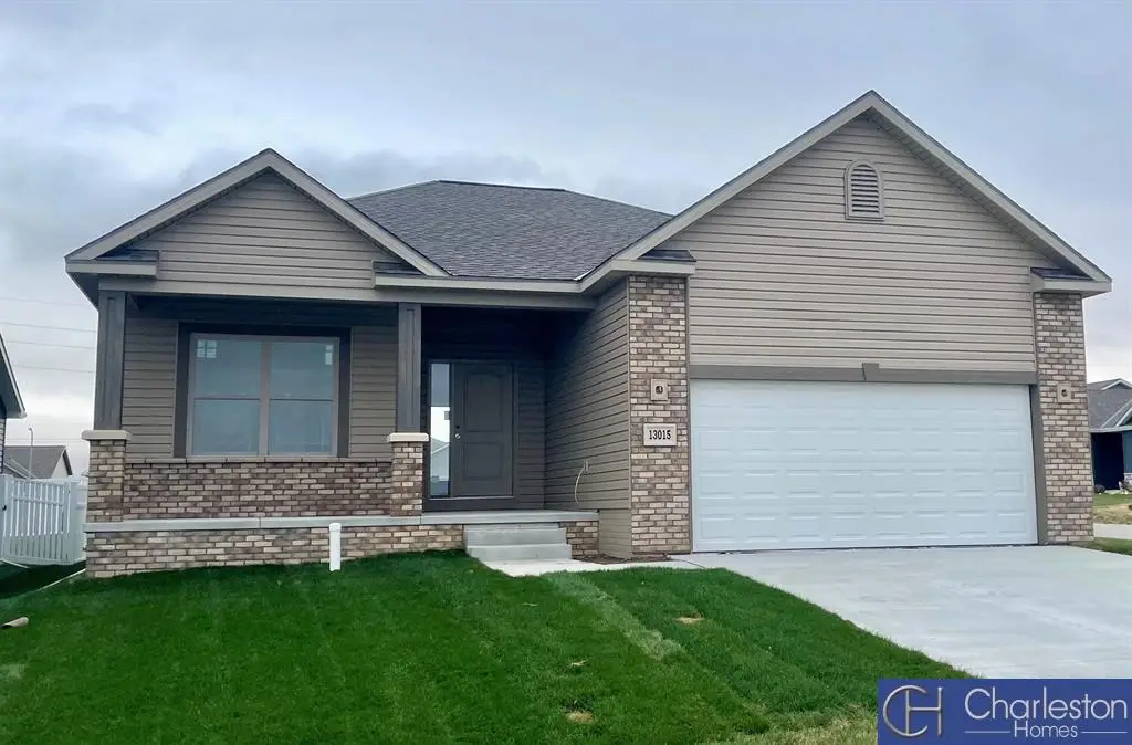 20925 Pinehurst Avenue, Gretna, NE 68028 - Image #1