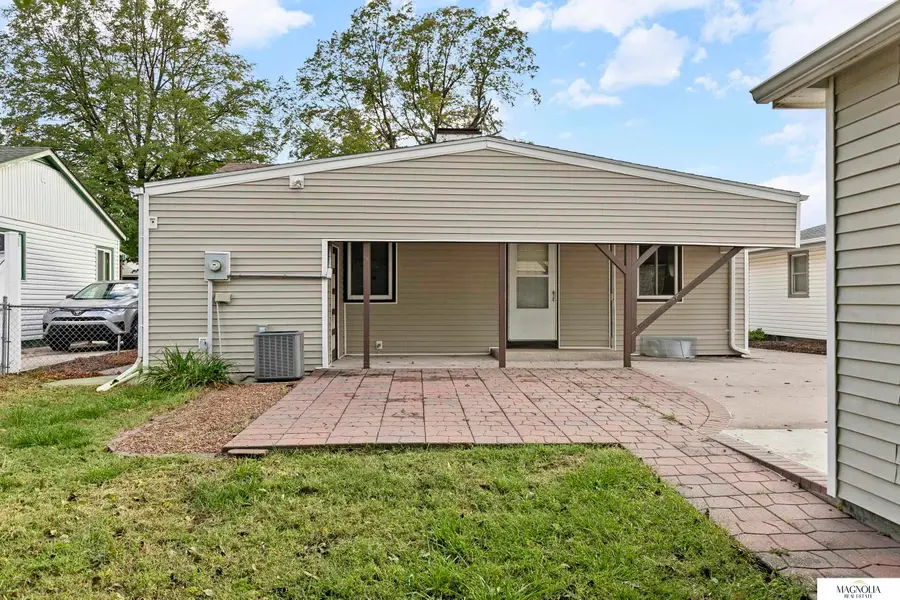 4624 Gladstone Street, Lincoln, NE 68504 - Image #3