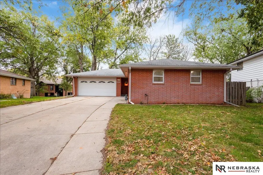 1736 N 76th Street, Lincoln, NE 68505 - Image #2