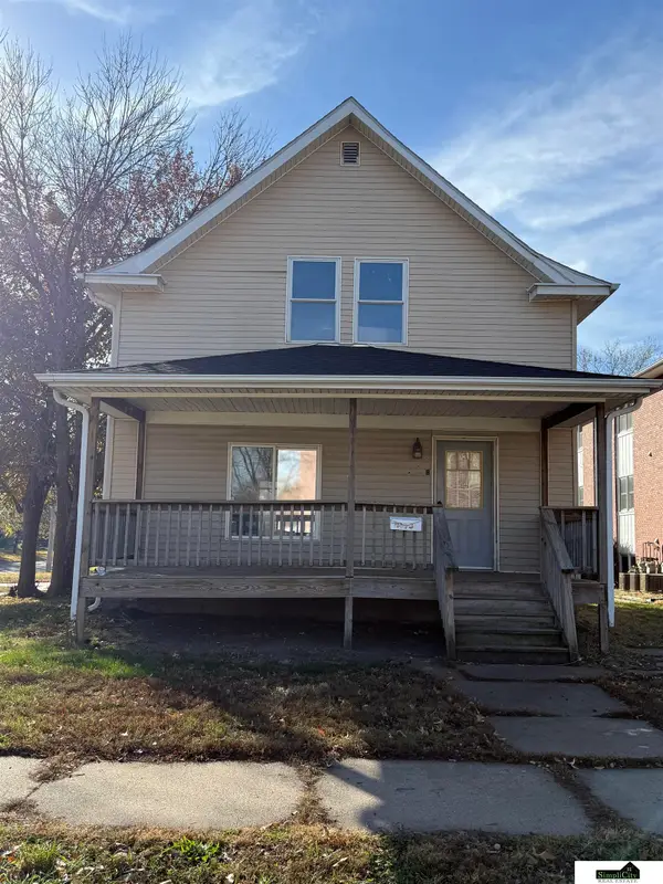 1143 B Street, Lincoln, NE 68502