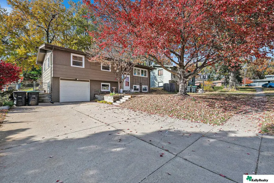 13511 Hickory Circle, Omaha, NE 68144 - Image #3