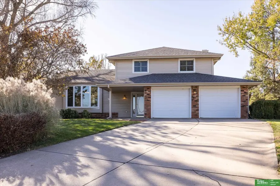 309 Concord Circle, Papillion, NE 68046 - Image #2