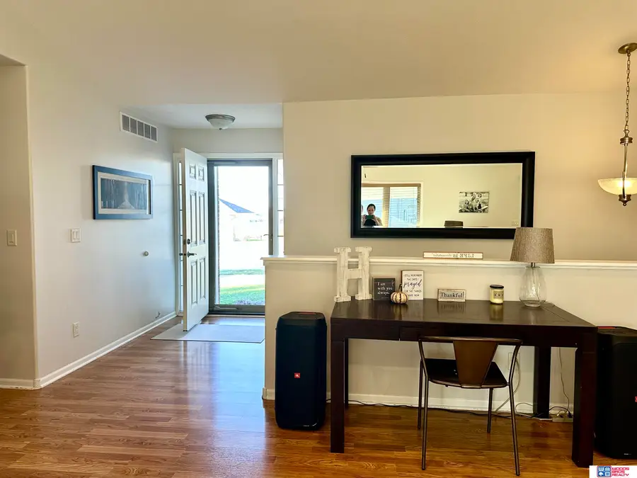 6744 Glass Ridge Drive, Lincoln, NE 68526 - Image #3