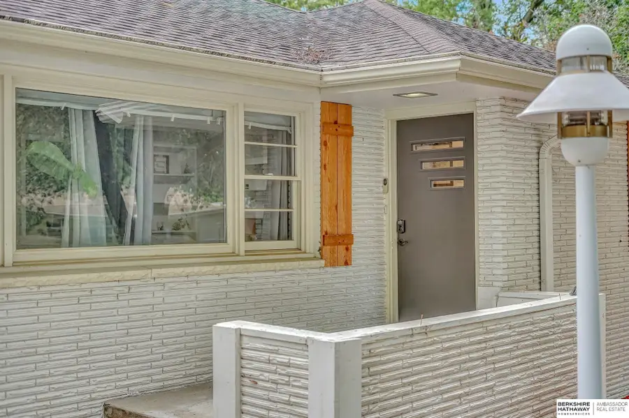 2731 Anderson Drive, Lincoln, NE 68506 - Image #3