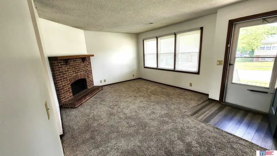 5515 S 42nd Street Circle, Lincoln, NE 68516 - Image #2